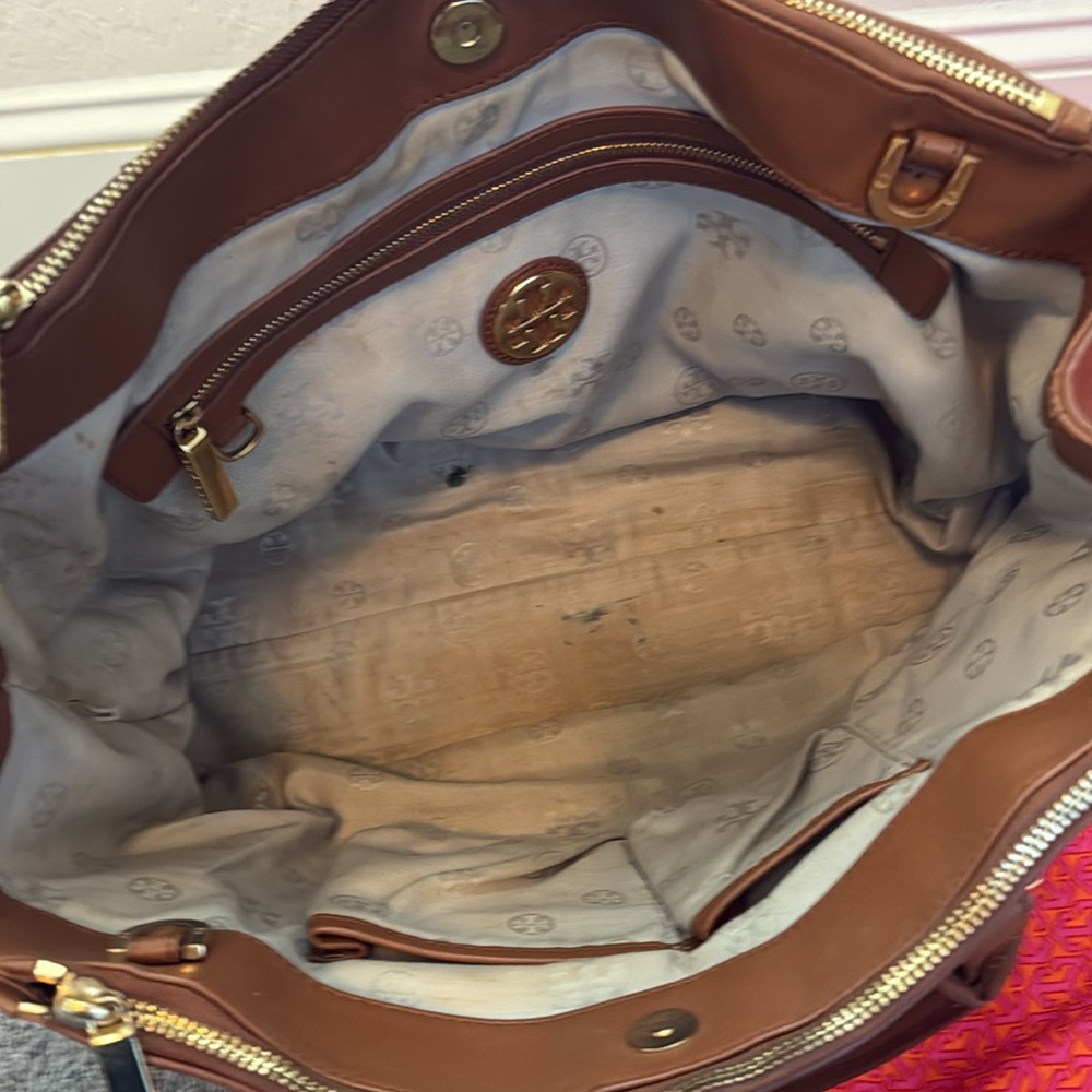 Tory Burch Robinson double zip tote - Picture 5 of 5